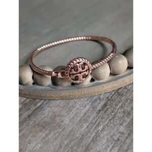 TORY BURCH Rose Gold Rope Logo Hinged Cuff Bangle